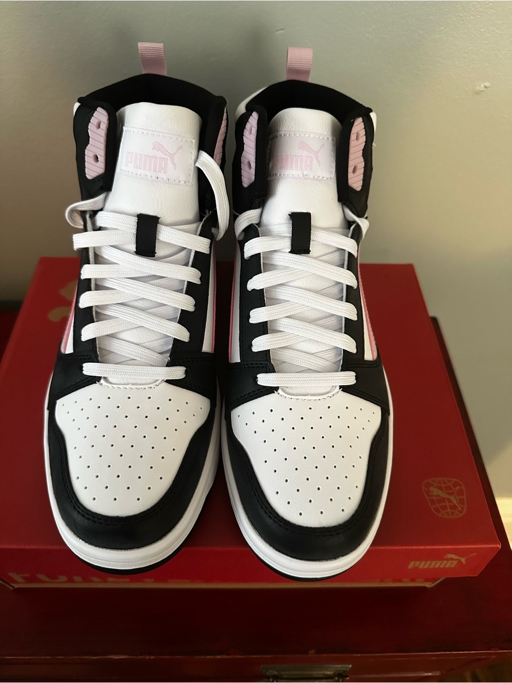Puma Women’s High-Top Sneakers — White, Pink & Black Women’s Size 10 - Picture 2 of 6
